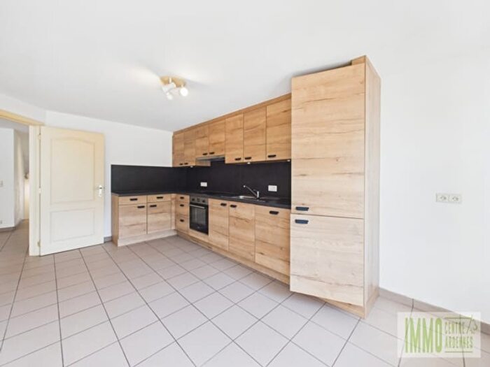 Place du Fays, SaintHubert : Appartement 2 pièces à louer