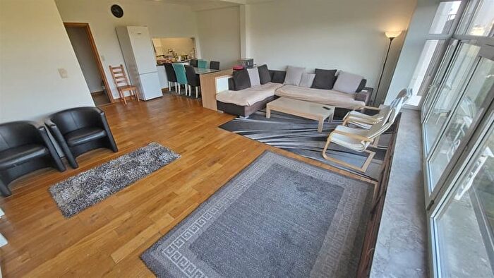 Van Eycklei, ANTWERPEN : Appartement 3 pièces à vendre