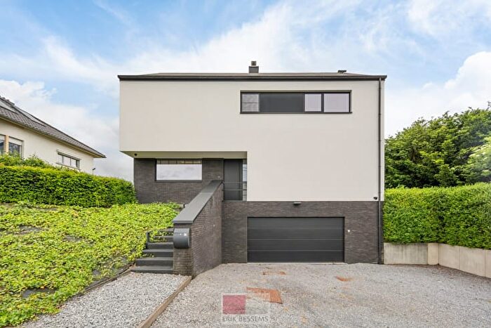 Maison 14 pièces à Rue Nouvelaer, Gemmenich, à vendre