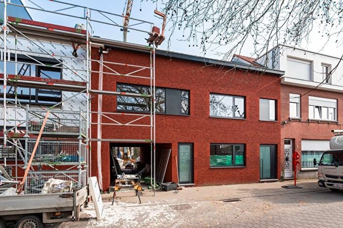 Maison 3 pièces à vendre à Heilig Bloedlaan, HOOGSTRATEN