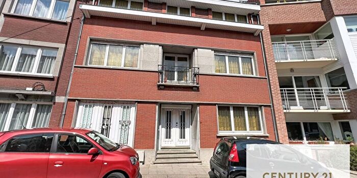 Avenue Maréchal Ney, BrainelAlleud - Maison 6 pièces à vendre