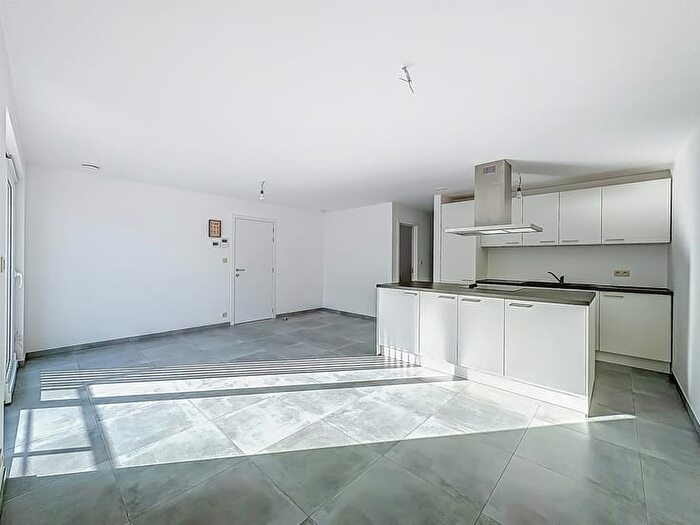 Appartement 2 pièces à vendre à Rue Victor Larock, RESSAIX