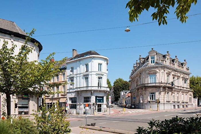 Maison 1 pièce à vendre à Laurent Delvauxstraat A, B