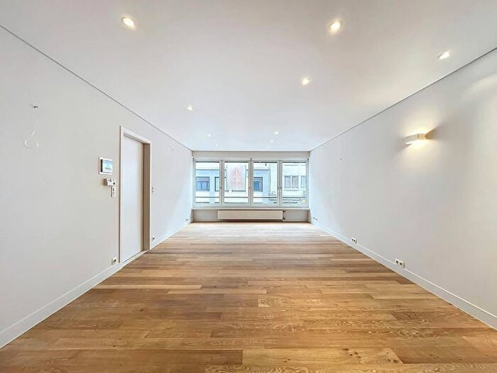 Stationsstraat, Kortrijk : Appartement 2 pièces à vendre