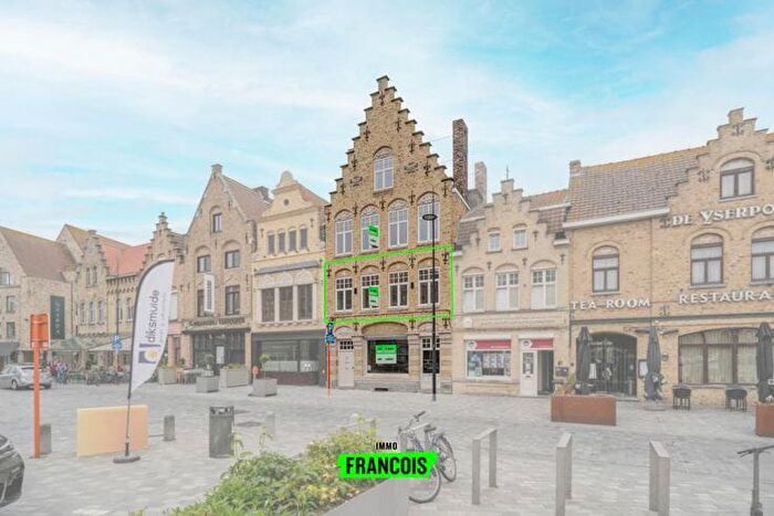 Appartement 3 pièces à Grote Markt, Diksmuide, à vendre