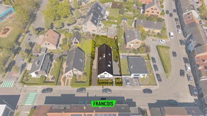 Maison 5 pièces à vendre à Steensedijk, Oostende