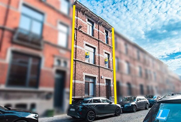 Maison 4 pièces à Rue Vapart, ANGLEUR, à vendre
