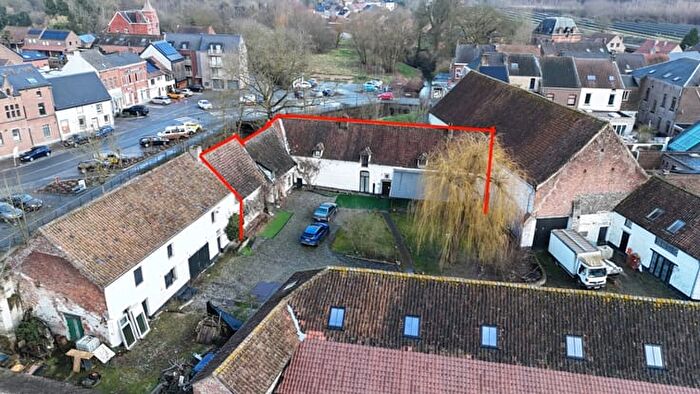 Rue du Faubourg, Rebecq : Maison 5 pièces à vendre
