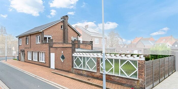 Maison 4 pièces à vendre à Eine, OostVlaanderen