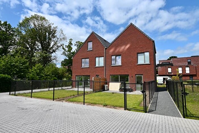 Maison 11 pièces à louer - Minnekepoeslaan, Grobbendonk