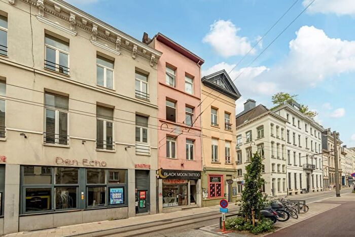 Maison 4 pièces à vendre à Lange Nieuwstraat, Antwerpen