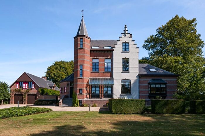 Maison 5 pièces à vendre à Borsbeeksesteenweg, Boechout