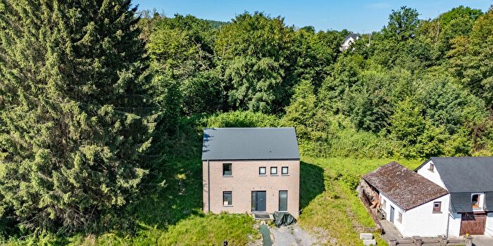 Maison 3 pièces à vendre à Rue de LaRoche, Rendeux