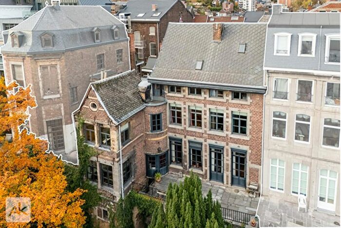Maison 9 pièces à vendre - Rue du Mont Saint Martin, Liège