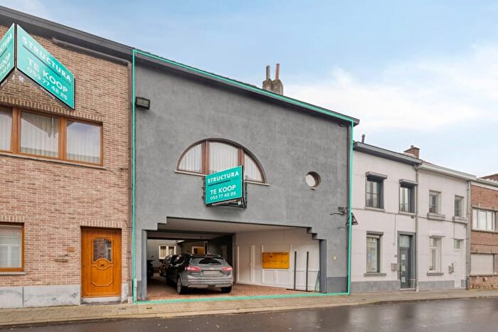 Geraardsbergsestraat, AALST : Maison 9 pièces à vendre