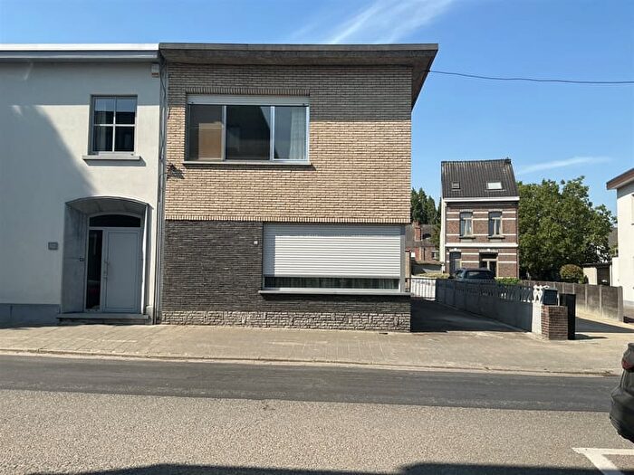 Maison 3 pièces à louer à Witvrouwenveldstraat, KONTICH