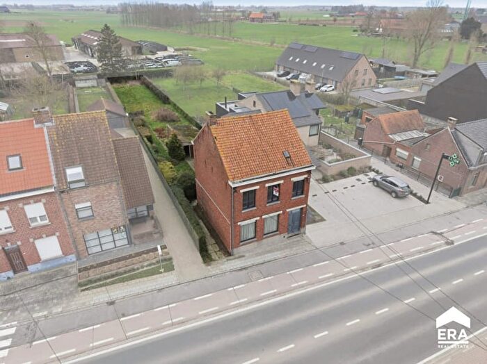 Veurnseweg, Ieper - Maison 3 pièces à vendre