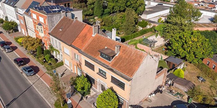 Maison 6 pièces à vendre à Provincialesteenweg, Hemiksem