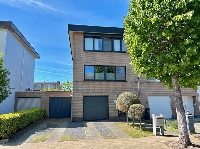 Maison 4 pièces à vendre - Abelenlaan, Hoevenen