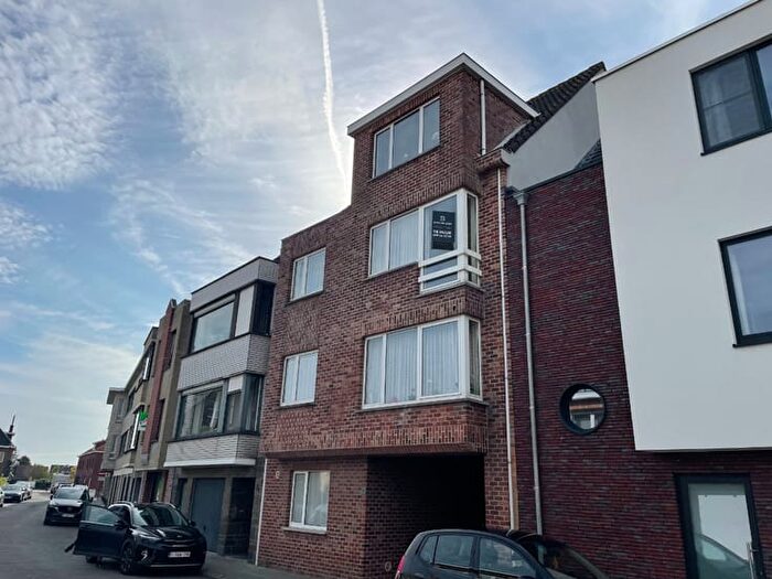 Appartement 8 pièces à louer à Felix Timmermanslaan, De Haan