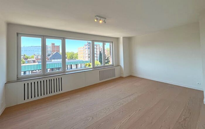 Jupiterstraat, BERCHEM - Appartement 2 pièces à vendre