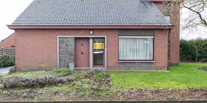 Maison 4 pièces à vendre à Drogenboomstraat, Waregem