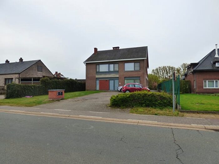 Maison 5 pièces à vendre à Hortweidenweg, ZONHOVEN
