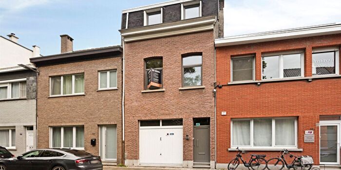 Terlindenhofstraat, Merksem : Maison 2 pièces à vendre