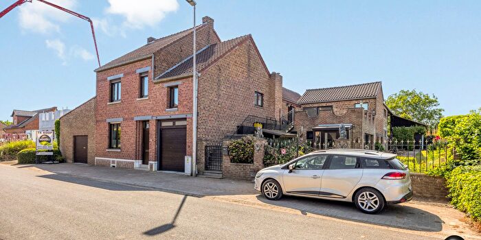 Harenstraat, Haren : Maison 4 pièces à vendre
