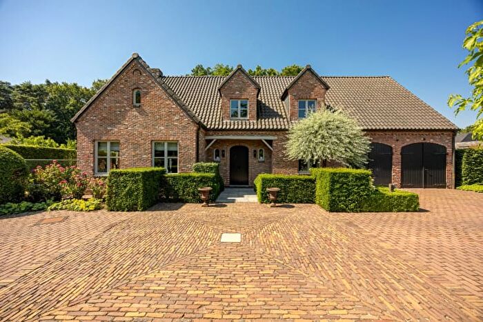 Maison 4 pièces à Beersebaan, Rijkevorsel, à vendre