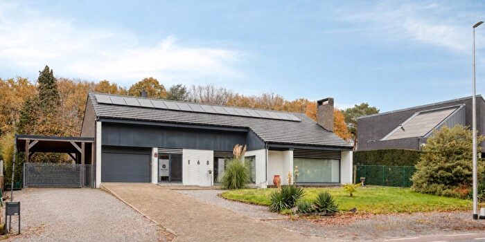 Maison 4 pièces à Koerselsesteenweg, Koersel, à vendre