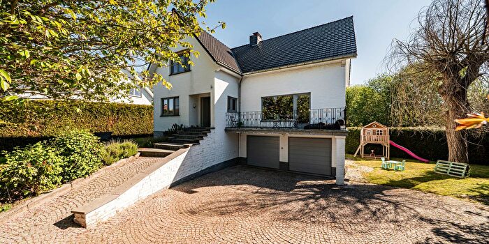 Overijse, VlaamsBrabant : Maison 4 pièces à vendre