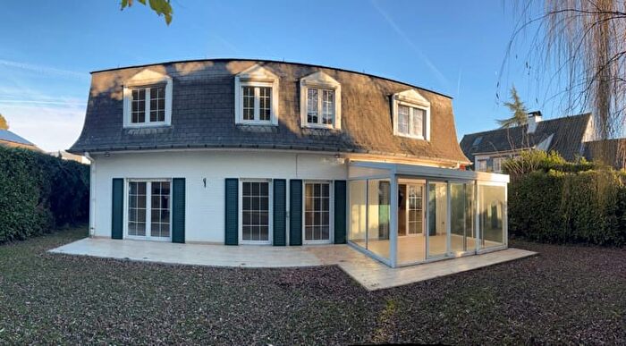 Avenue Jules HardouinMansart, Waterloo - Maison 6 pièces à vendre