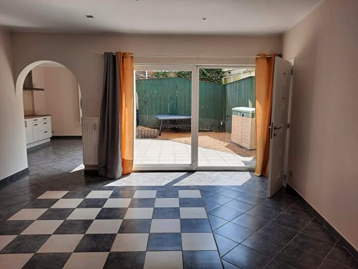 Rue Du Palais De Justice, Neufchâteau : Appartement 2 pièces à louer