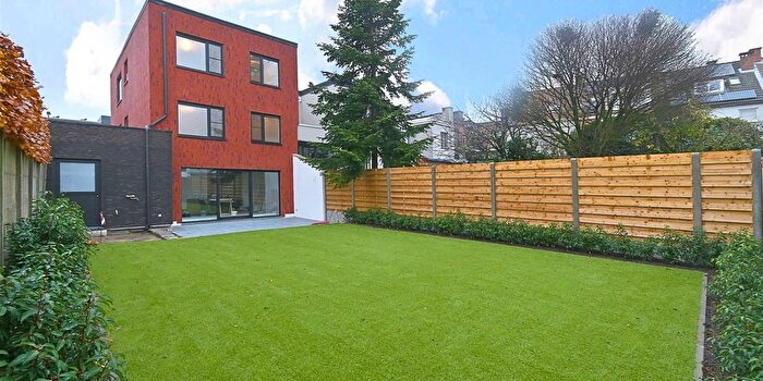 Appartement 2 pièces à Kanunnik Peetersstraat, Berchem, à vendre