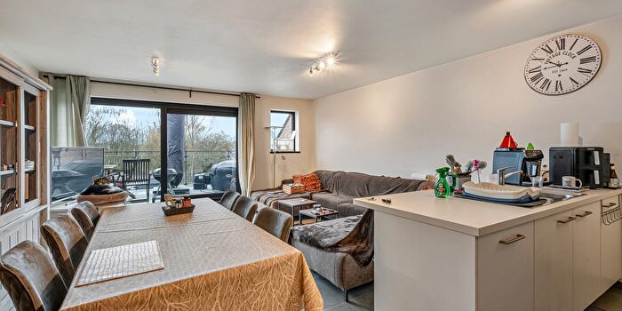 Appartement 1 pièce à vendre à Parochiestraat, Iddergem
