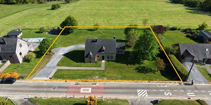 Maison 4 pièces à Spontin, Namen, à vendre