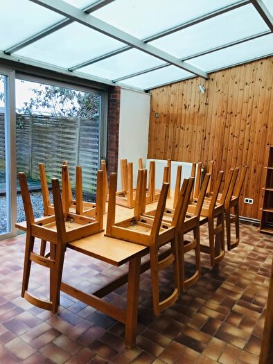 Rue Fontaine Aux Mûres, LibramontChevigny : Appartement 5 pièces à louer