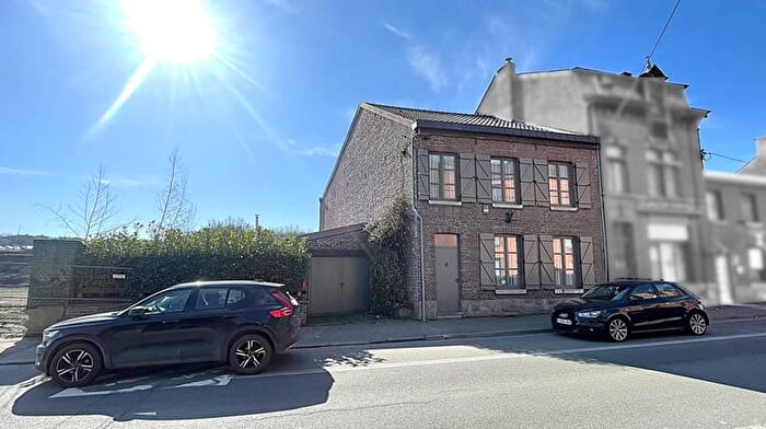 Rue de l'Hôtel Communal, Grâcehollogne : Maison 3 pièces à vendre