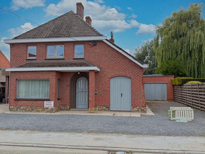 Maison 9 pièces à vendre à Hogestraat, Torhout