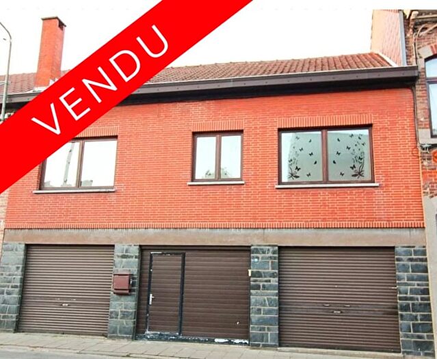 rue Léonard Misonne, Gilly : Maison 2 pièces à vendre