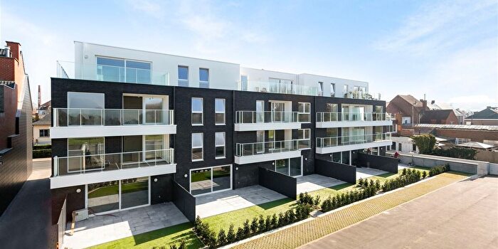 Appartement 2 pièces à Stationsstraat, Berchem, à louer