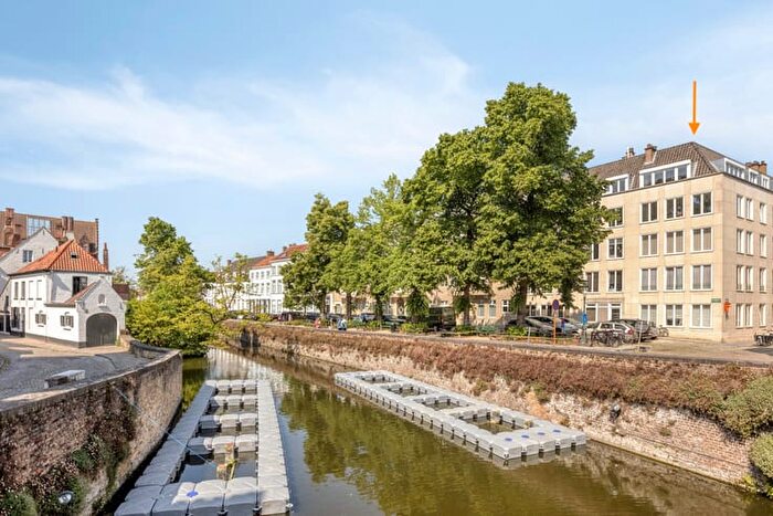 Appartement 9 pièces à Augustijnenrei, B, à vendre