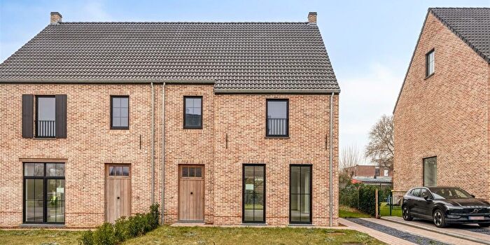 Maison 4 pièces à vendre à Frans Mombaersstraat, ErpsKwerps