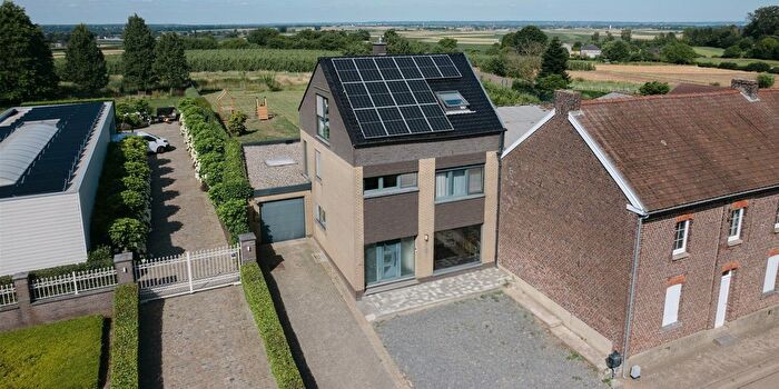 Keramiekstraat, Bilzen : Maison 4 pièces à vendre