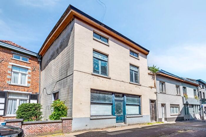 Dekenstraat, Halle : Maison 1 pièce à vendre