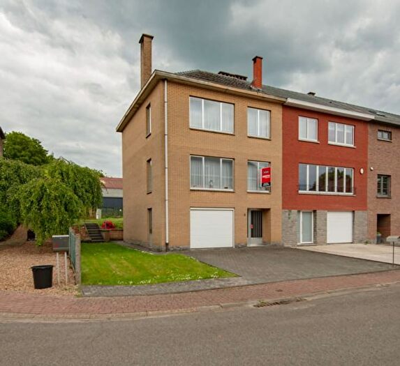 Maison 4 pièces à Oogstlaan, SintGenesiusRode, à vendre