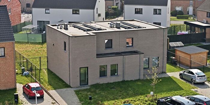 Maison 3 pièces à Violierenstraat, Bilzen, à vendre