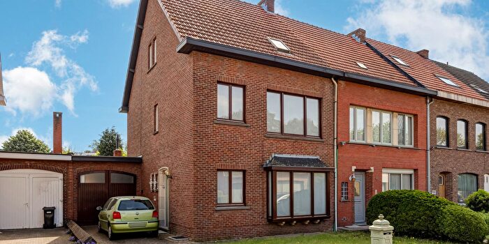 Maison 6 pièces à Neerhofstraat, Turnhout, à vendre