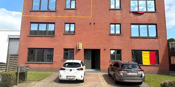 Appartement 2 pièces à Menensesteenweg, Wervik, à louer
